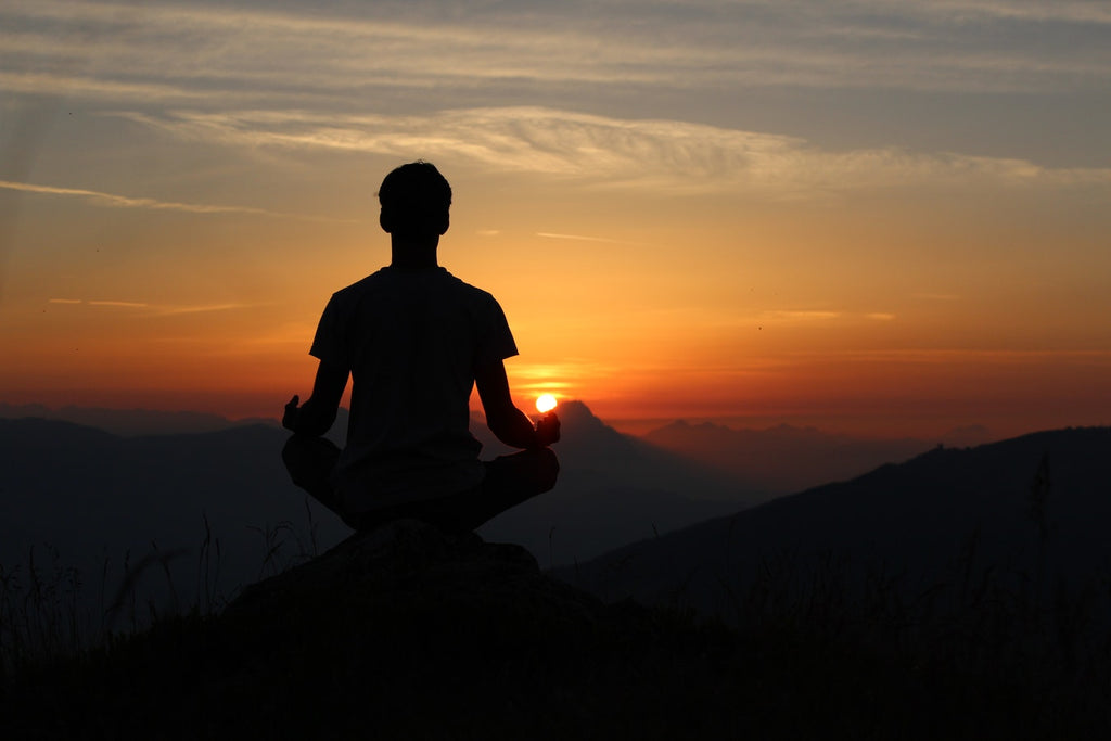 Uleiuri esentiale pentru o meditatie eficienta
